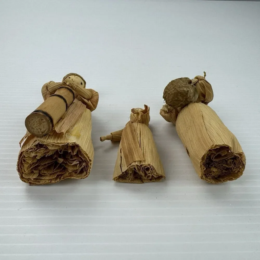 Vintage Corn Husk Dolls Set of 3 Handmade Folk Art Rustic Farmhouse Decor Fall